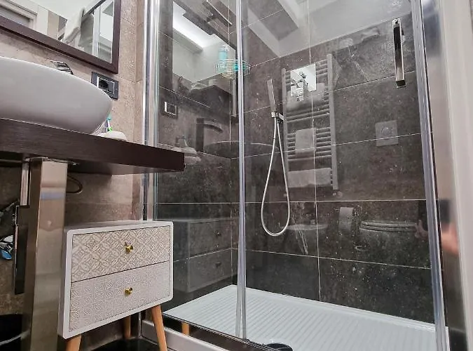 Alojamento de Acomodação e Pequeno-almoço Oltremare Giovino *