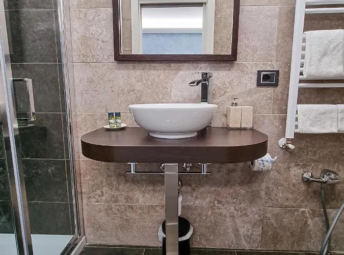 Oltremare Giovino * Catanzaro